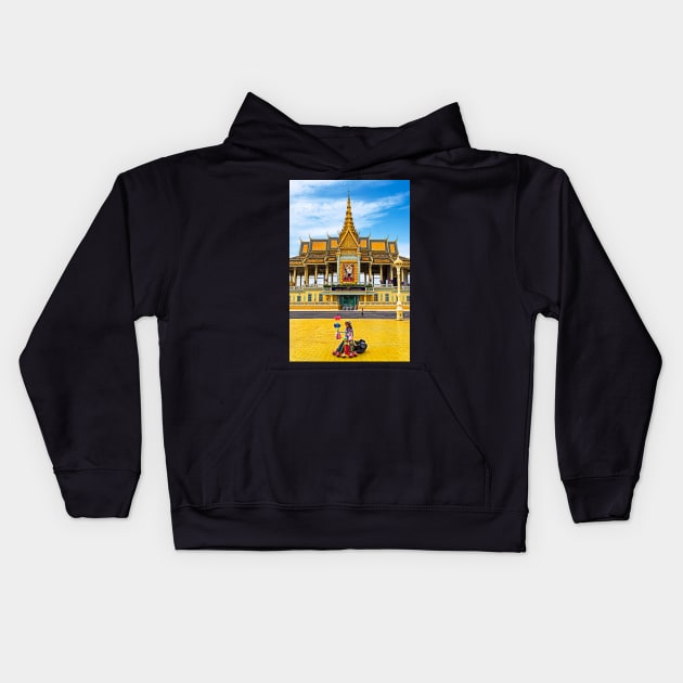 Royal Palace. Kids Hoodie by bulljup